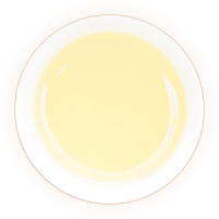 金边玫瑰花茶汤色